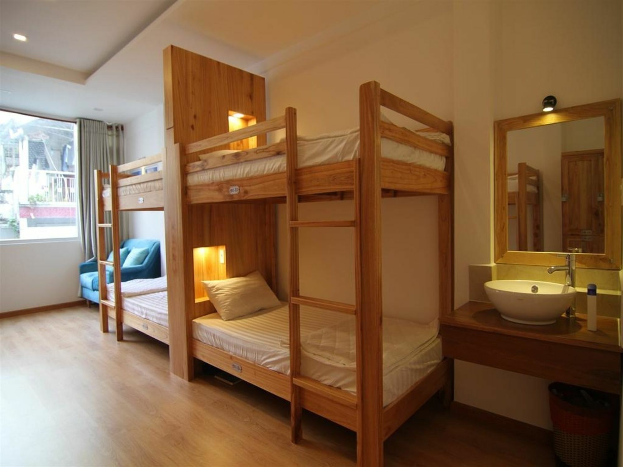 New Saigon Hostel 2 Ho Chi Minh City Exterior photo